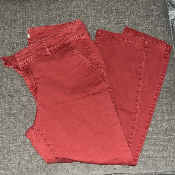 EUC LOFT Women’s Chino Pants in size 14 - white, charcoal grey, red, and green - Picture 7 of 12